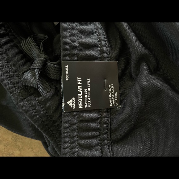 mens small Adidas joggers
new with tags - Picture 5 of 13